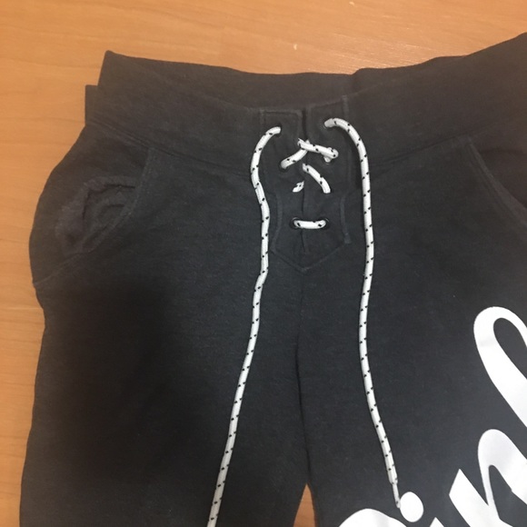 PINK VS JOGGERS - Picture 3 of 4